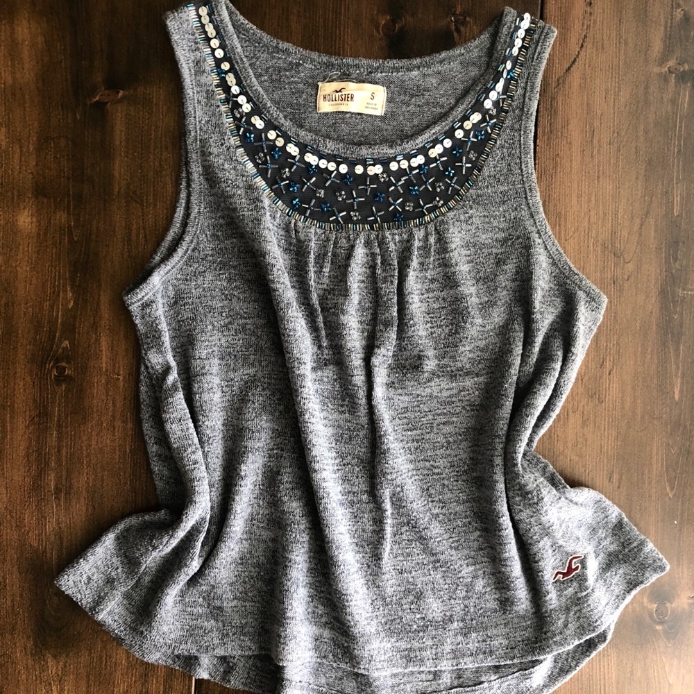 Hollister- Gray loose Tank
